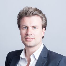 Dr. Alexander Hüttenbrink